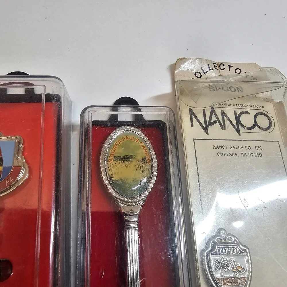 Souvenir Spoon Lot Vintage‎ Florida Canada Key West New York Enamel Collectible